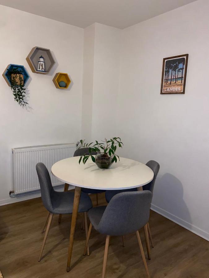 Superbe Appartement Au Calme Avec Parking Gratuit. Mérignac Exterior photo