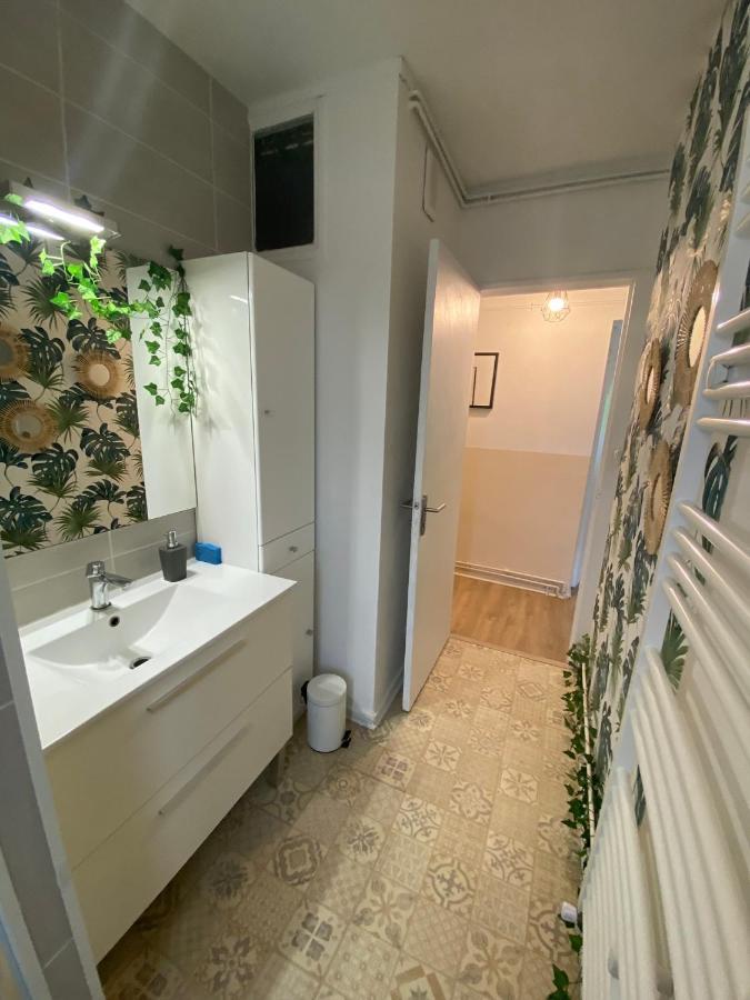 Superbe Appartement Au Calme Avec Parking Gratuit. Mérignac Exterior photo